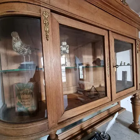 Au Petit Familistère Landrecies, L'authentique. Appartement Guise