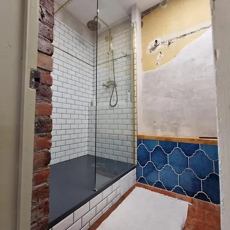 Au Petit Familistère Landrecies, L'authentique. Appartement