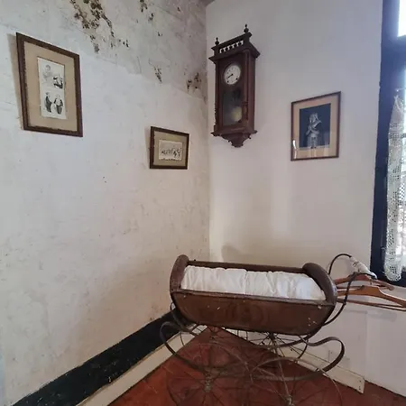 Au Petit Familistère Landrecies, L'authentique. Appartement *