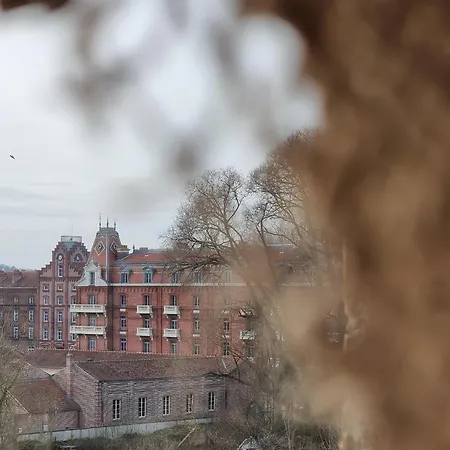 Au Petit Familistère Landrecies, L'authentique. Appartement